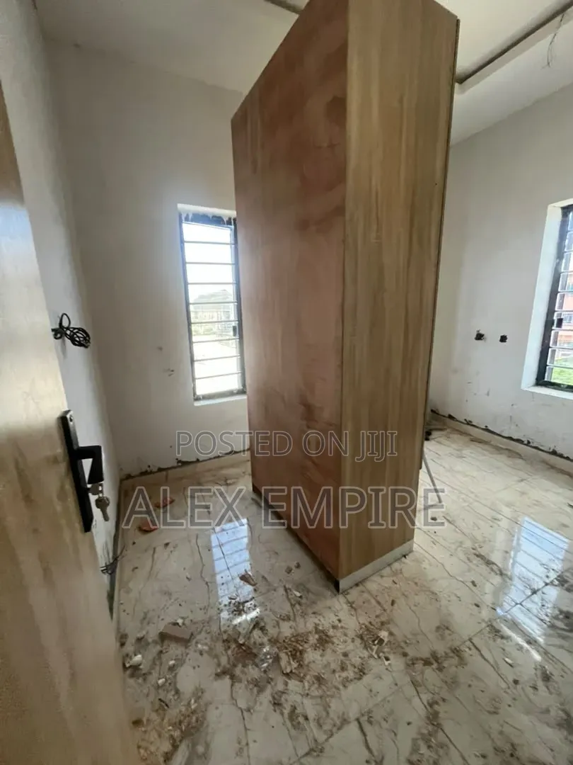 2bdrm Apartment in Ago Palace for rent