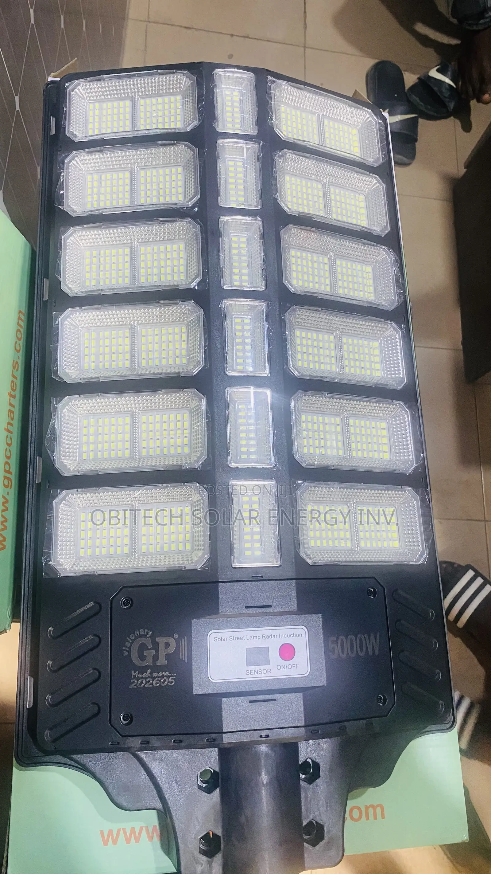 5000W 30-Eyes Solar Street Light
