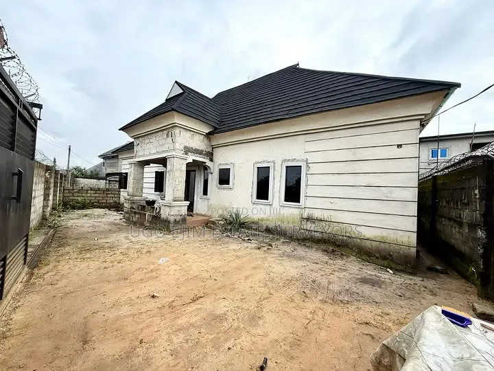 3bdrm Bungalow in Port-Harcourt for sale