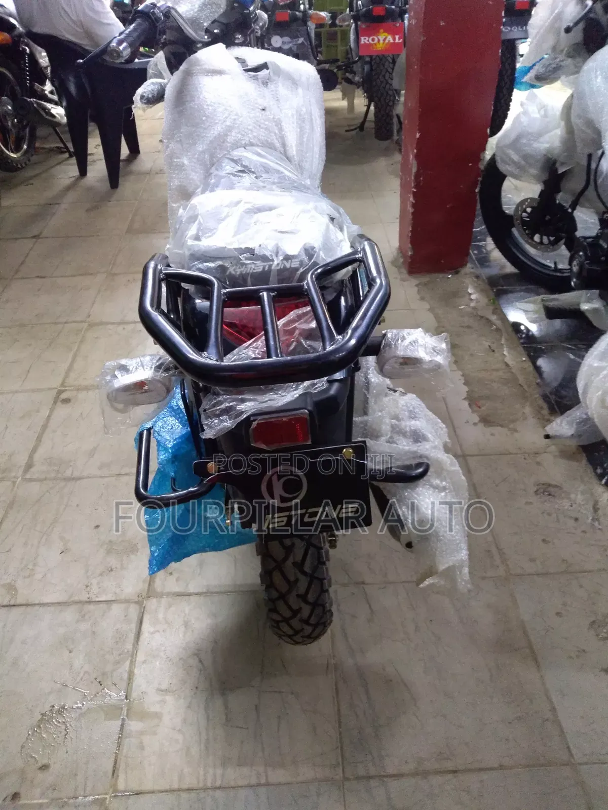 New Kymstone Husky 2026 Black