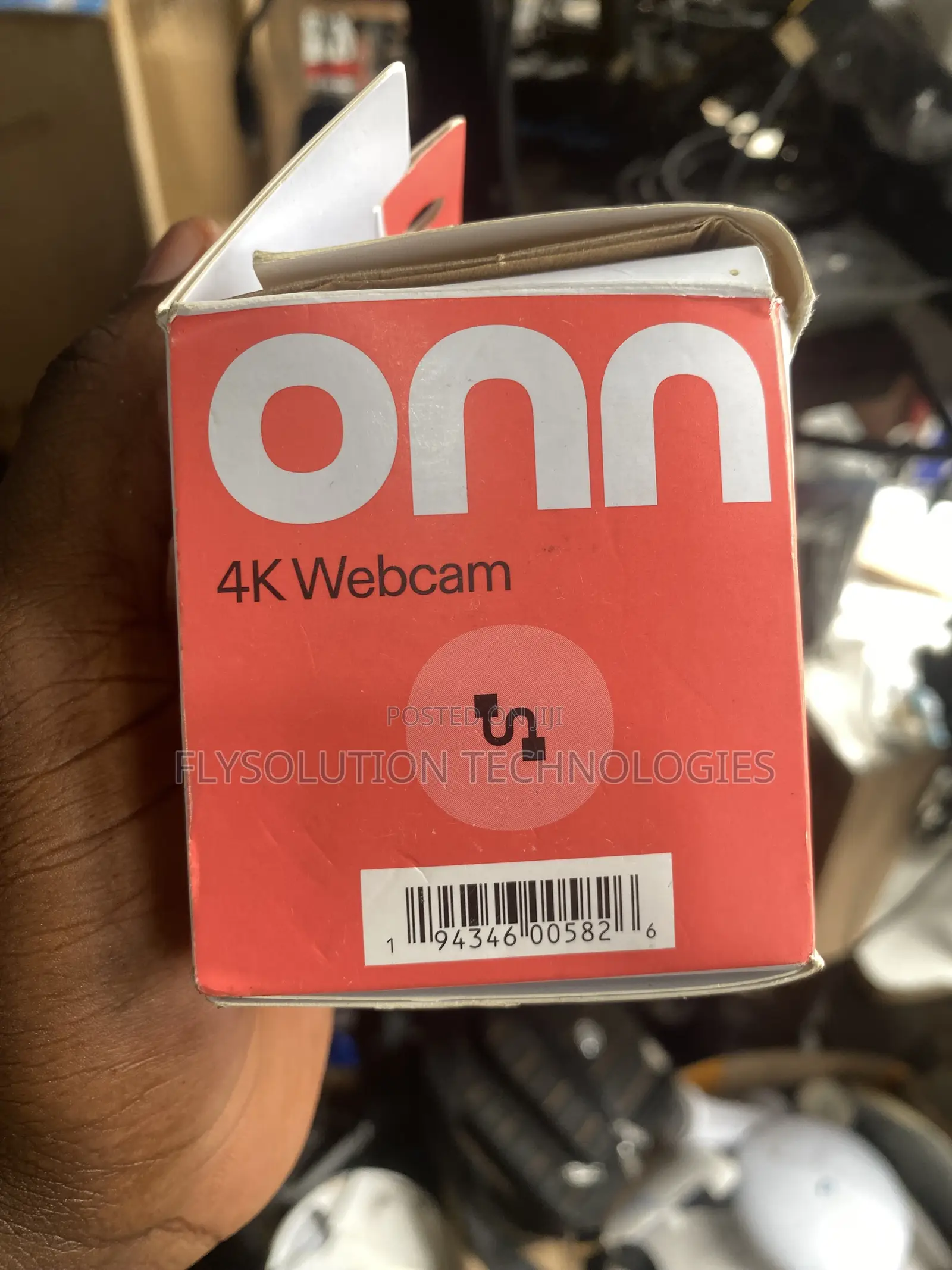 ONN Webcam With Autofocus Swivel Head Built-in Dual Mics