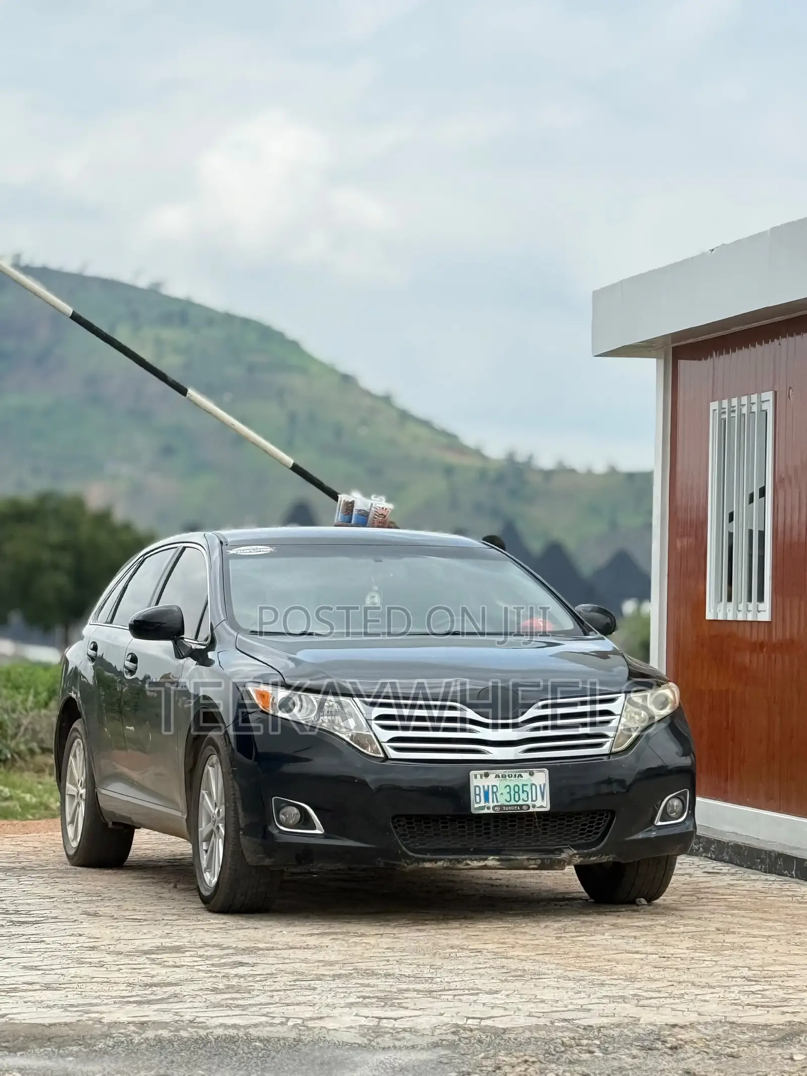 Toyota Venza LE 2010 Black