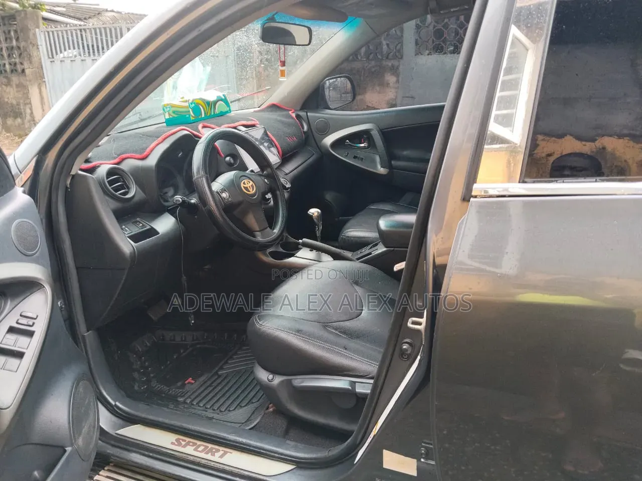 Toyota RAV4 3.5 2011 Gray