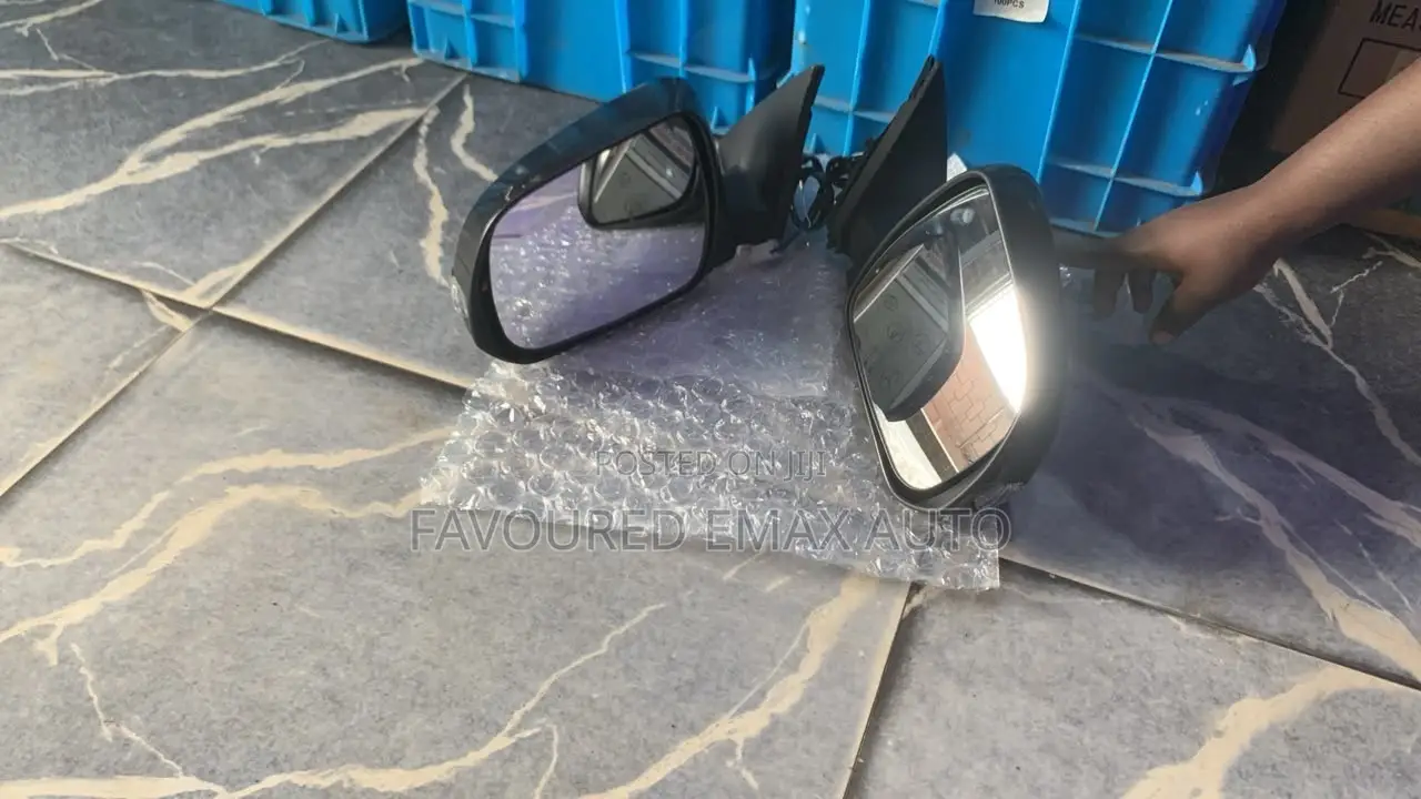 Highlander 2008 - 2012 Side Mirror With Light Set