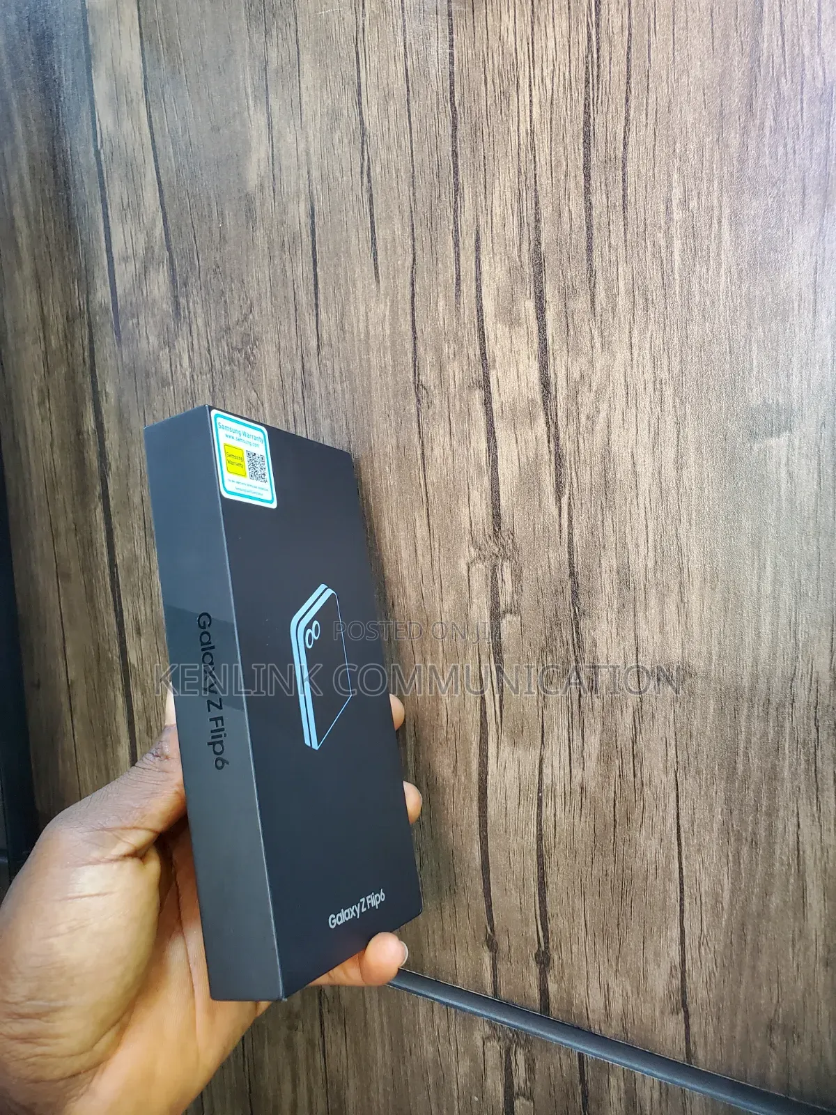 New Samsung Galaxy Z Flip6 256 GB Blue