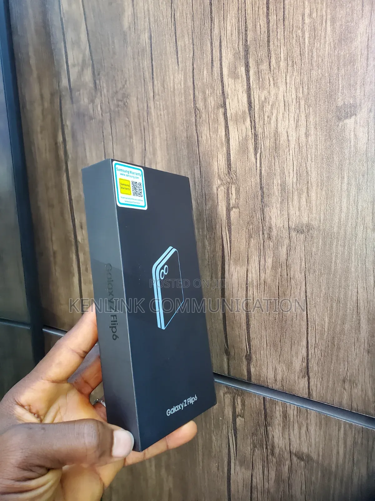 New Samsung Galaxy Z Flip6 256 GB Blue