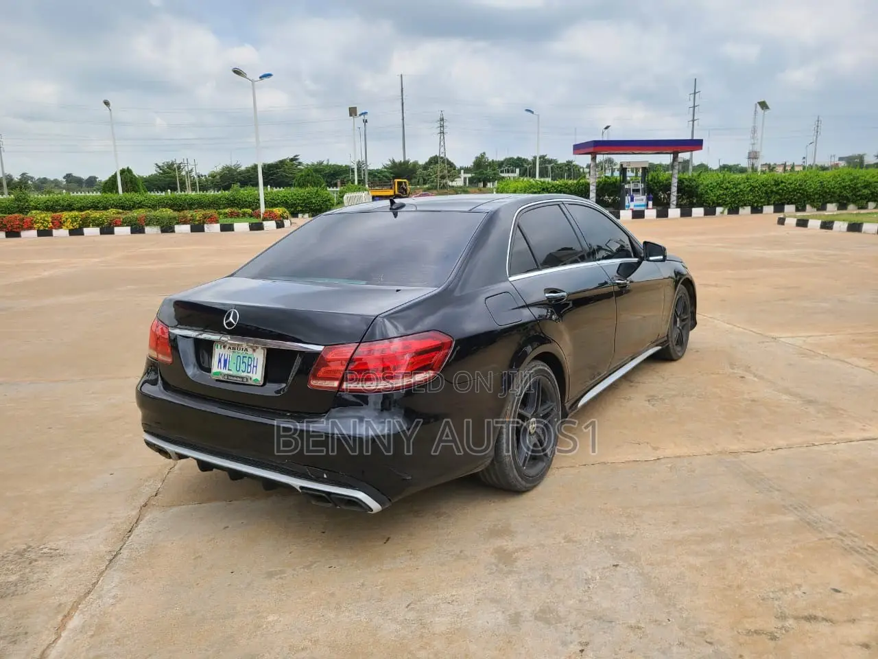 Mercedes-Benz E350 Base 4dr 4Matic Sedan AWD (3.5L 6cyl 7A) 2012 Black