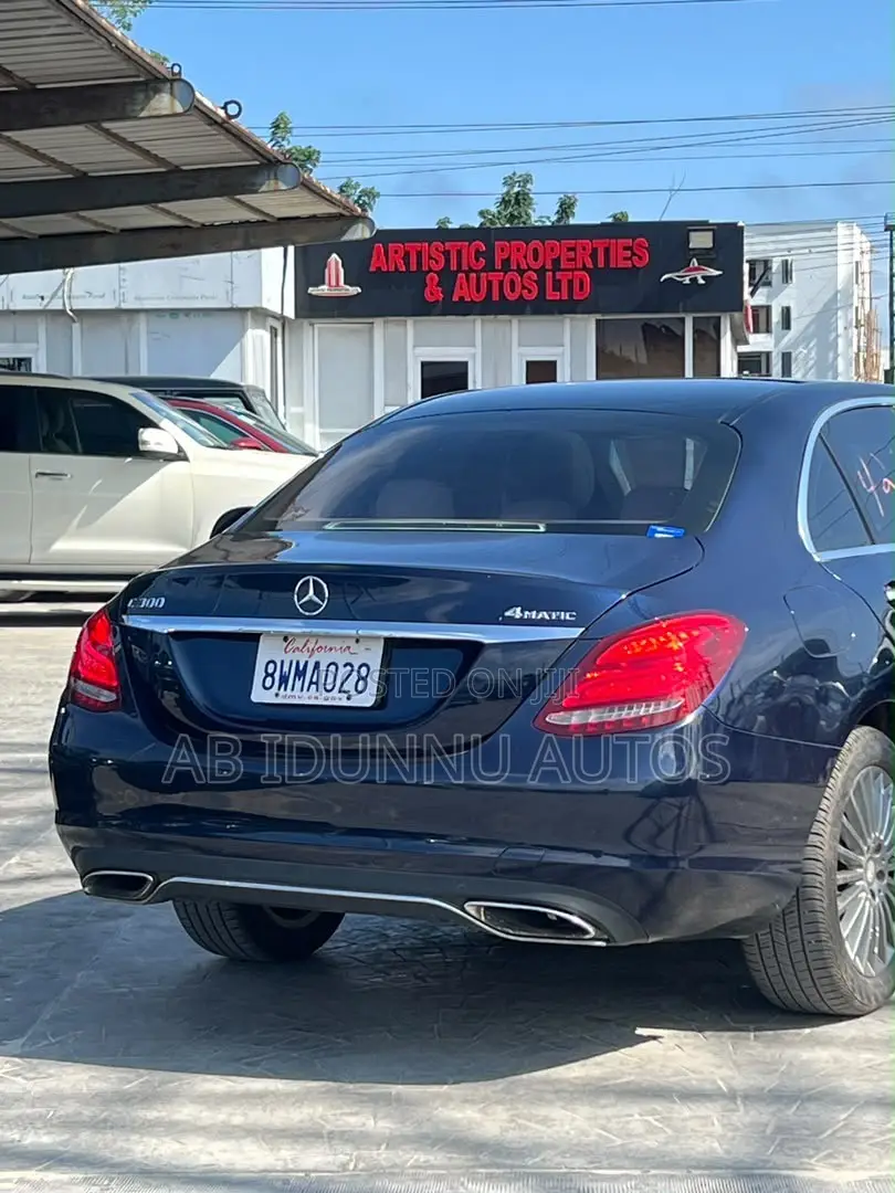 Mercedes-Benz C300 Luxury 4dr AWD 4Matic Sedan (2.0L 4cyl 7A) 2015 Blue