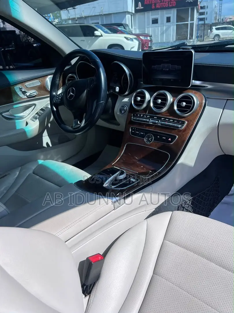 Mercedes-Benz C300 Luxury 4dr AWD 4Matic Sedan (2.0L 4cyl 7A) 2015 Blue