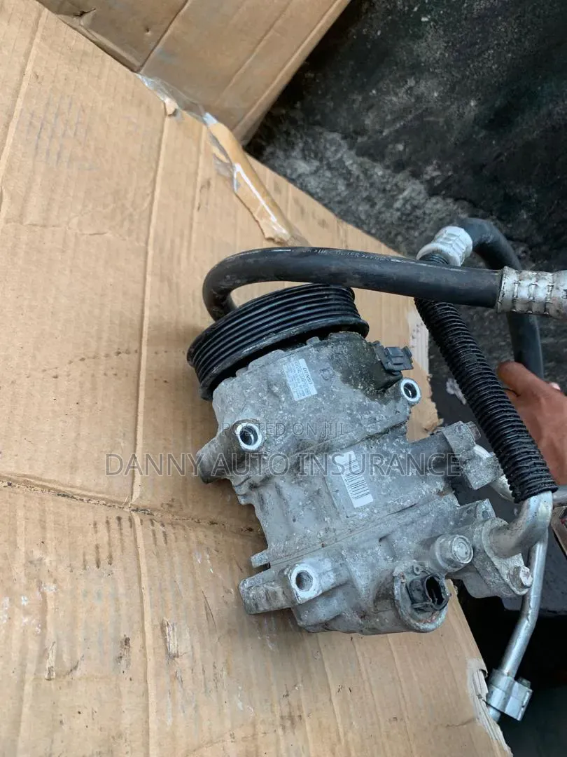 TOYOTA CORRALL AC Compressor 2014 Model