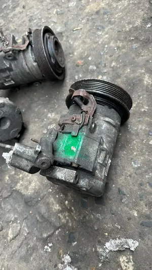 Toyota Highlander AC Compressor 2005 Model