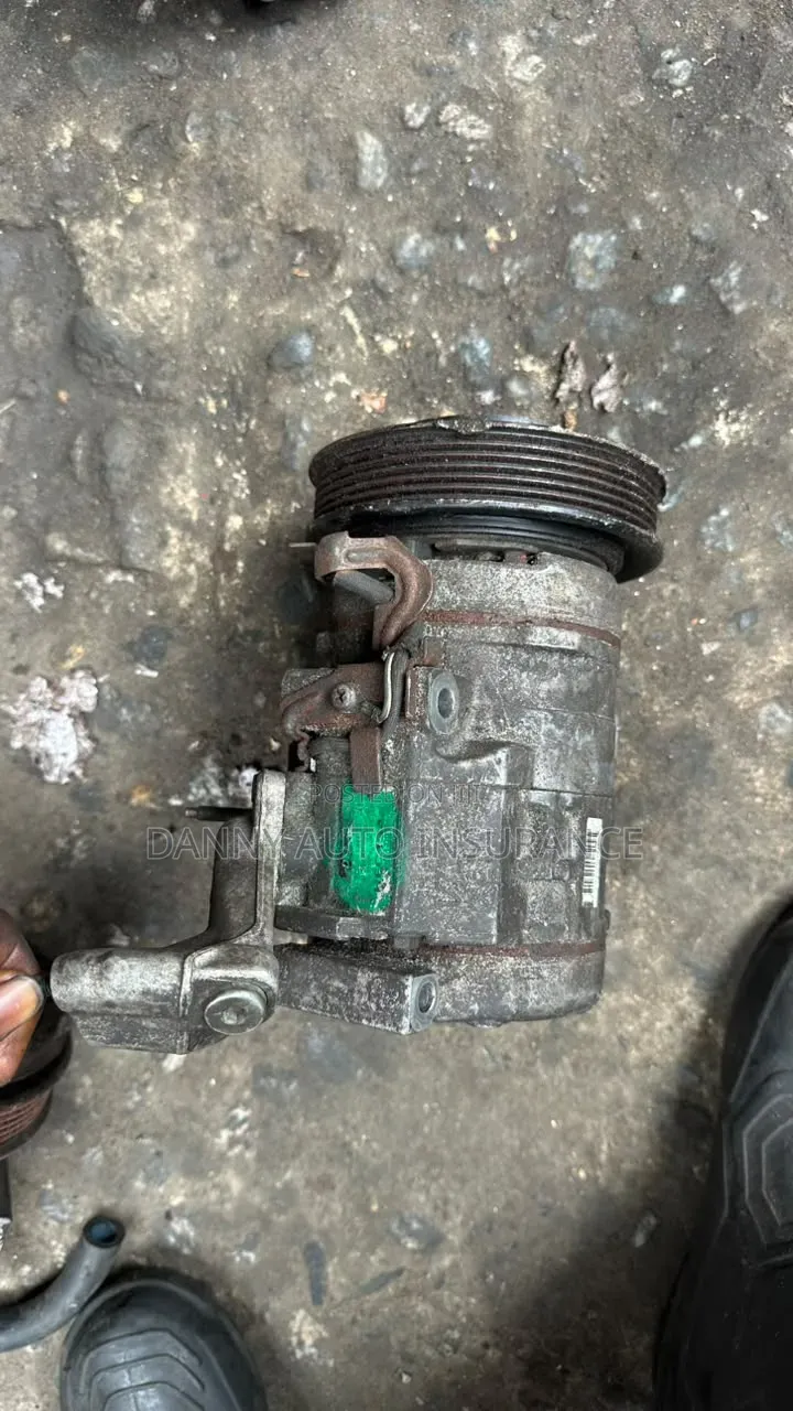 Toyota Highlander AC Compressor 2005 Model