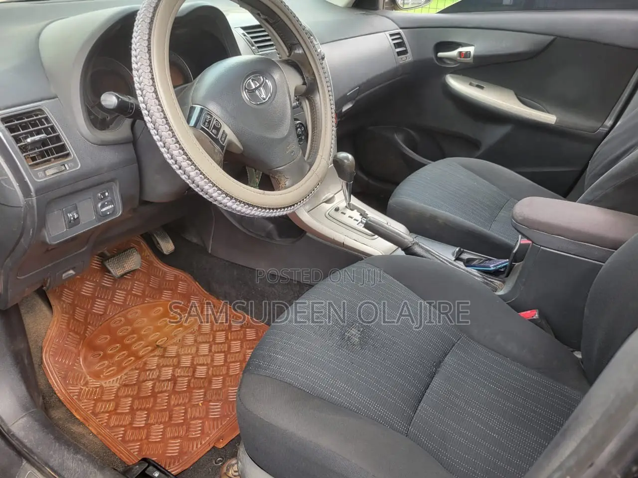 Toyota Corolla 2010 Black