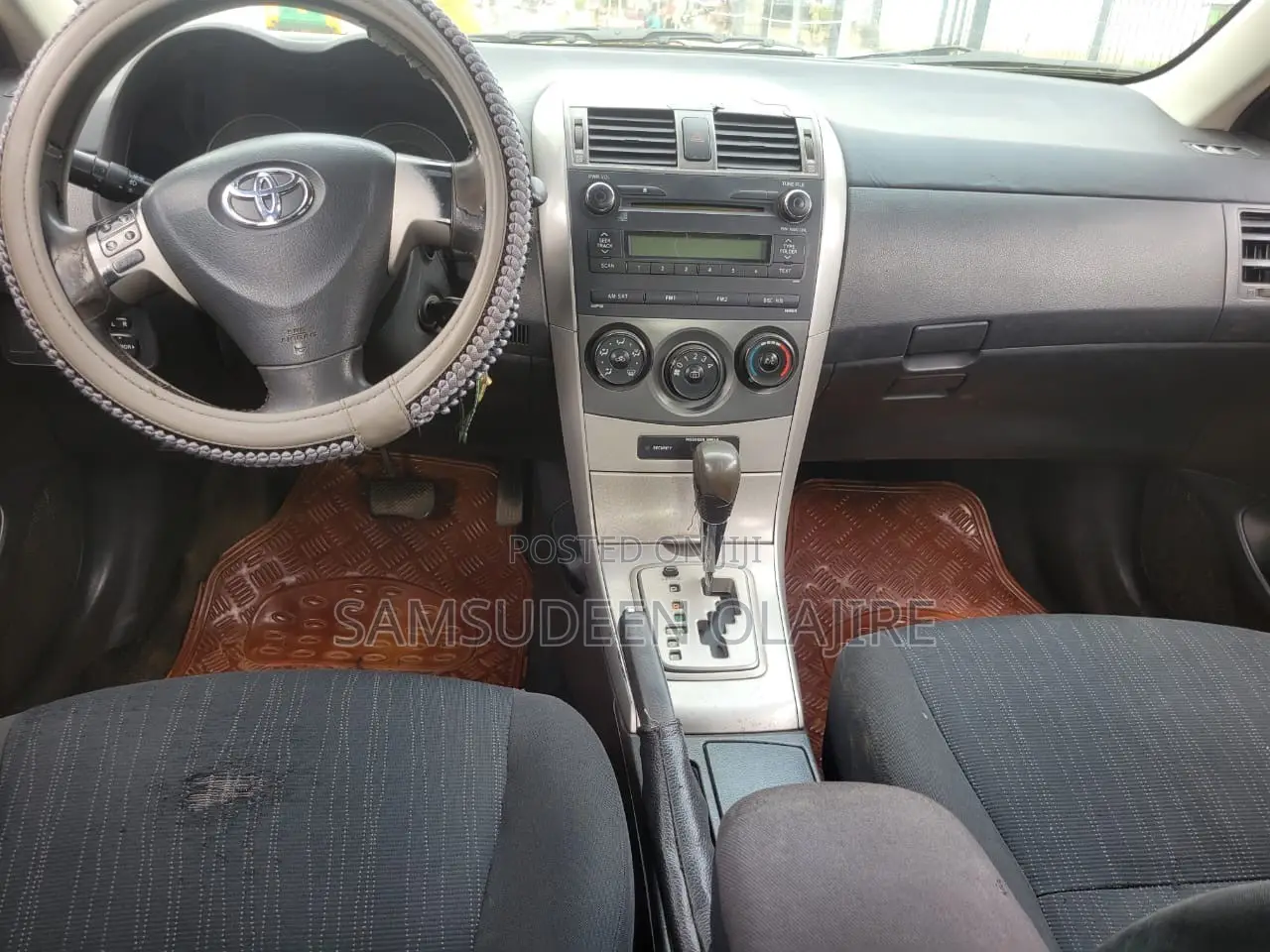 Toyota Corolla 2010 Black
