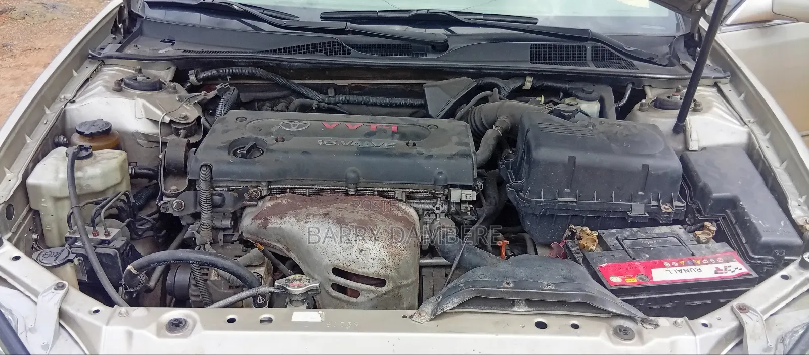 Toyota Camry 2005 Gold
