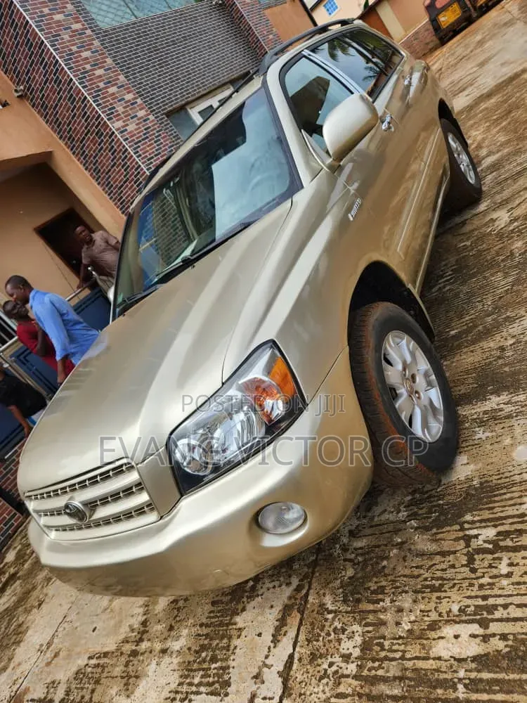 Toyota Highlander 2006 Gold