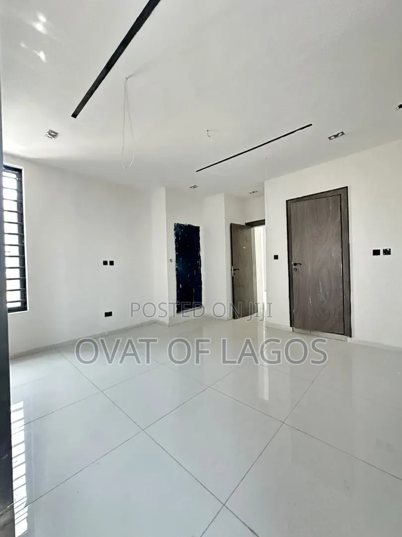 3bdrm Duplex in Ikate for sale