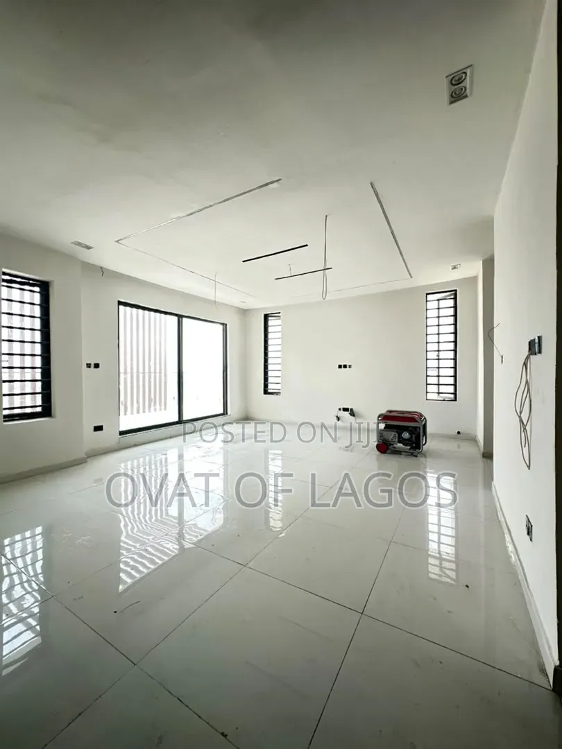 3bdrm Duplex in Ikate for sale