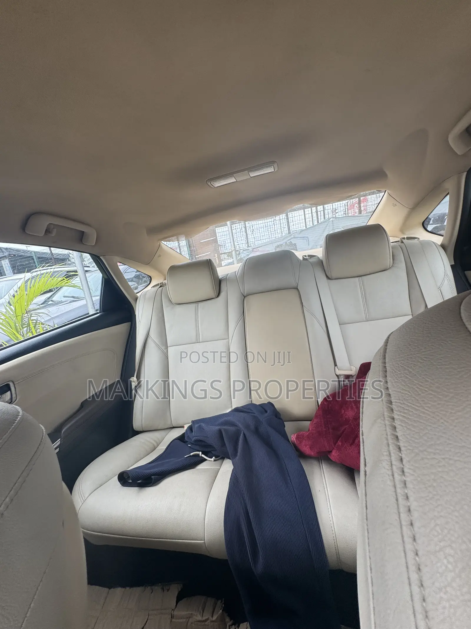 Toyota Avalon 2013 Silver