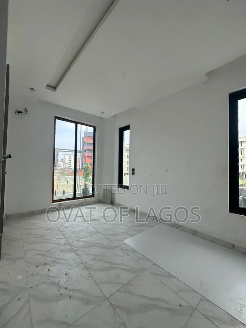2bdrm Apartment in Ikate for sale