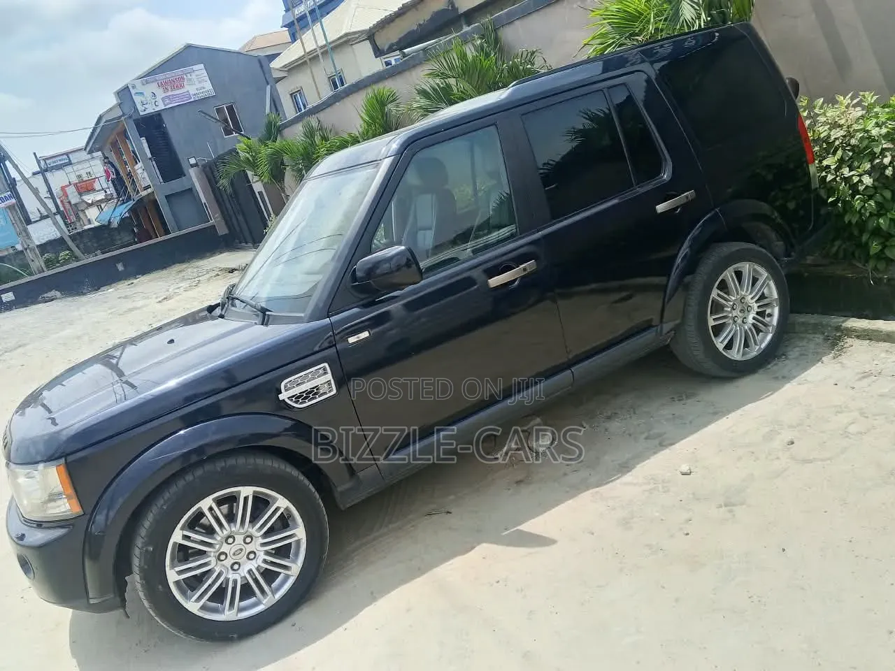 Land Rover Lr4 2015 Black