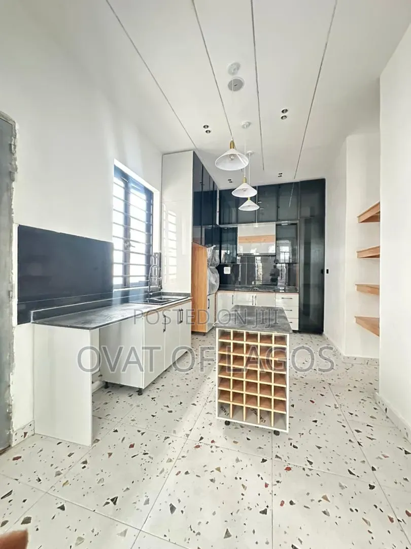 4bdrm Duplex in Orchid, Lekki Expressway for sale