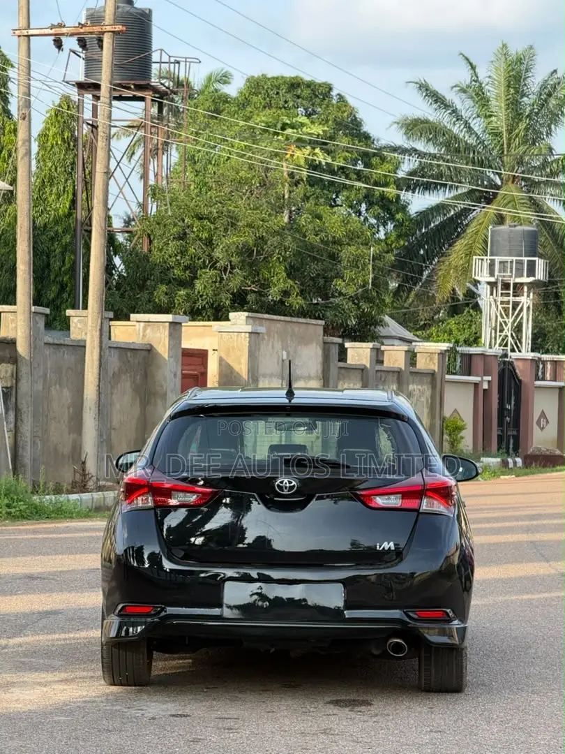 Scion iM Base 2016 Black