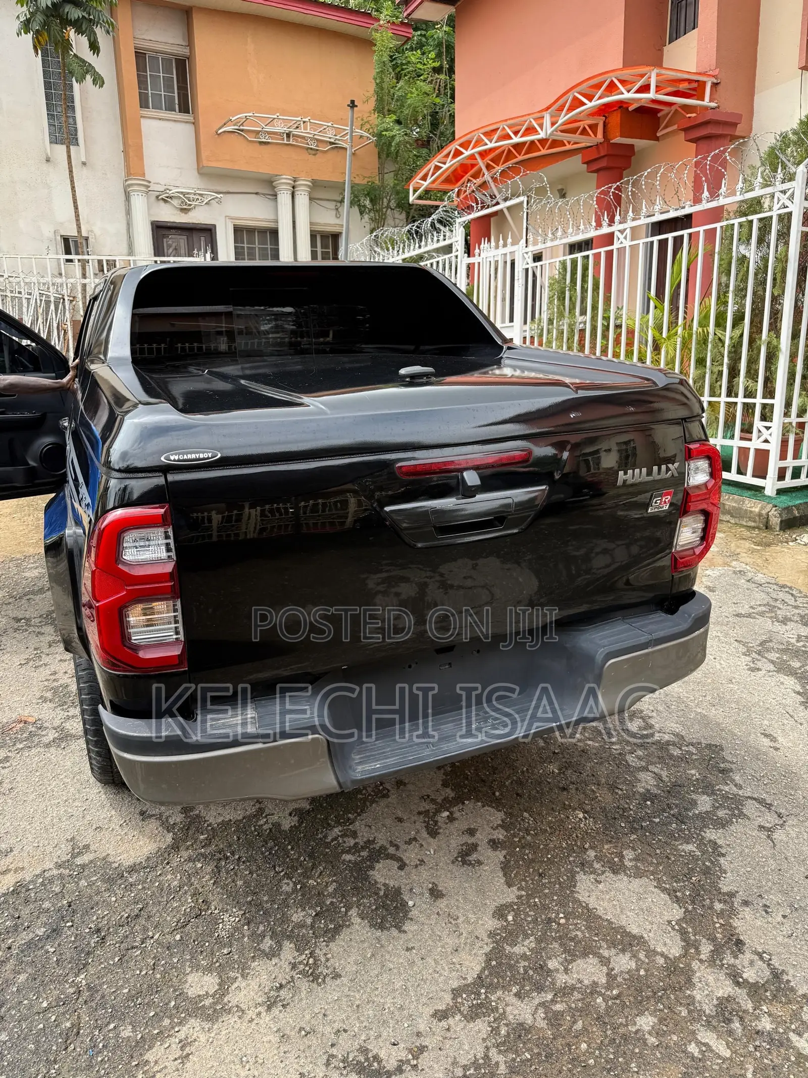 Toyota Hilux 2023 Black