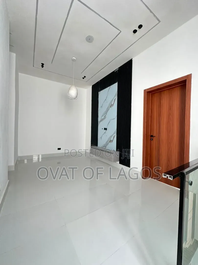 4bdrm Duplex in Ado / Ajah for sale
