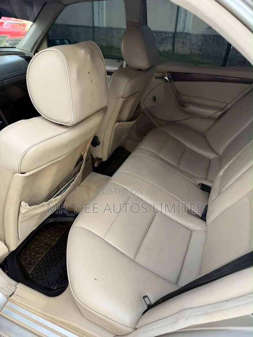 Mercedes-Benz C230 1998 Gold