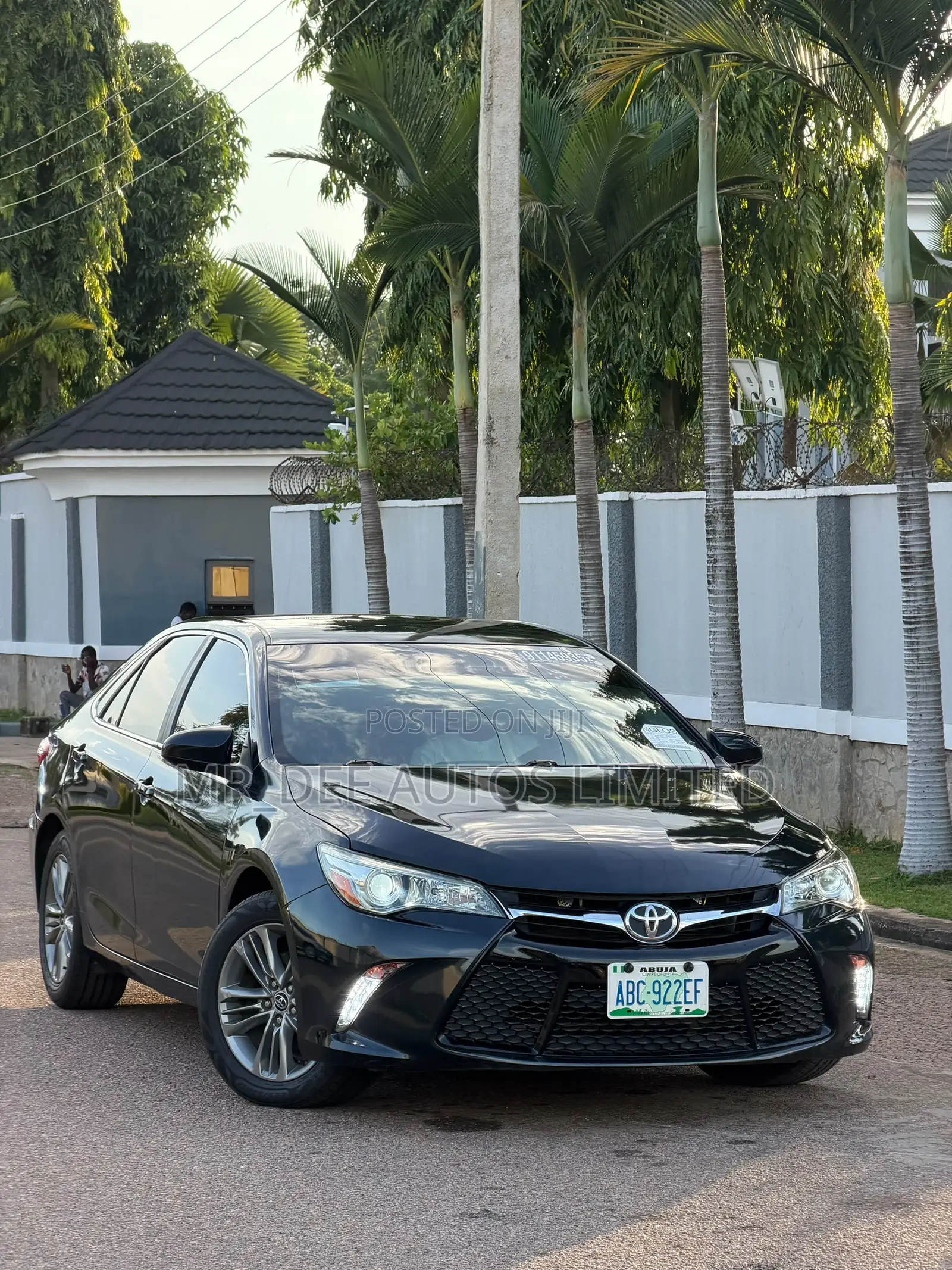 Toyota Camry SE 4dr Sedan (2.5L 4cyl 6A) 2015 Black