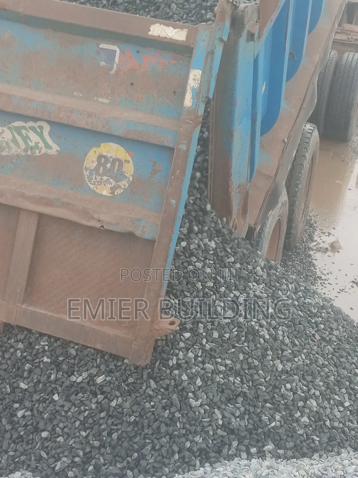 30tons Granite Available Just Dm