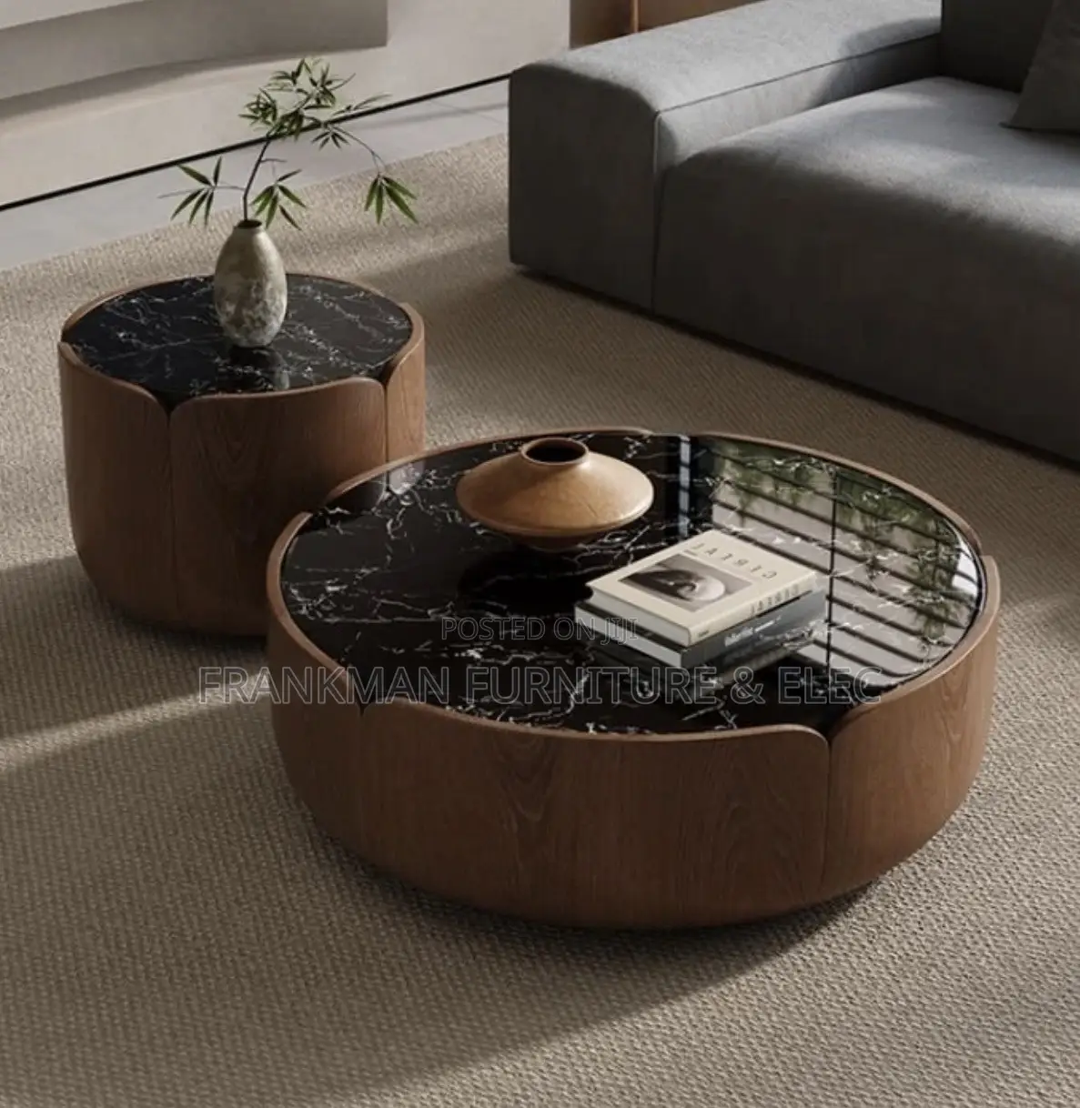 Coffe Round Table Set With a Black Marble Top