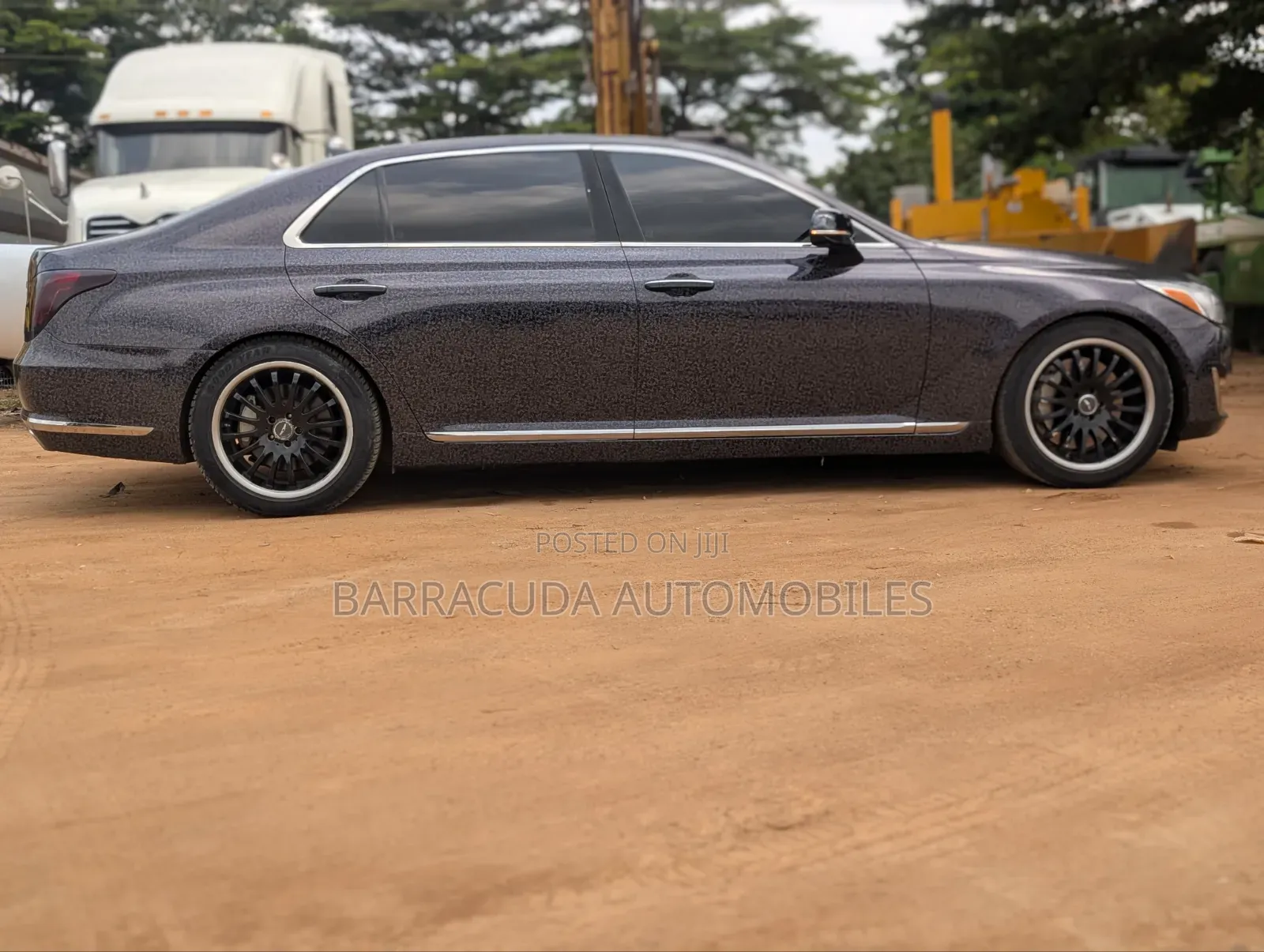 Genesis G90 5.0 Ultimate 2017 Brown