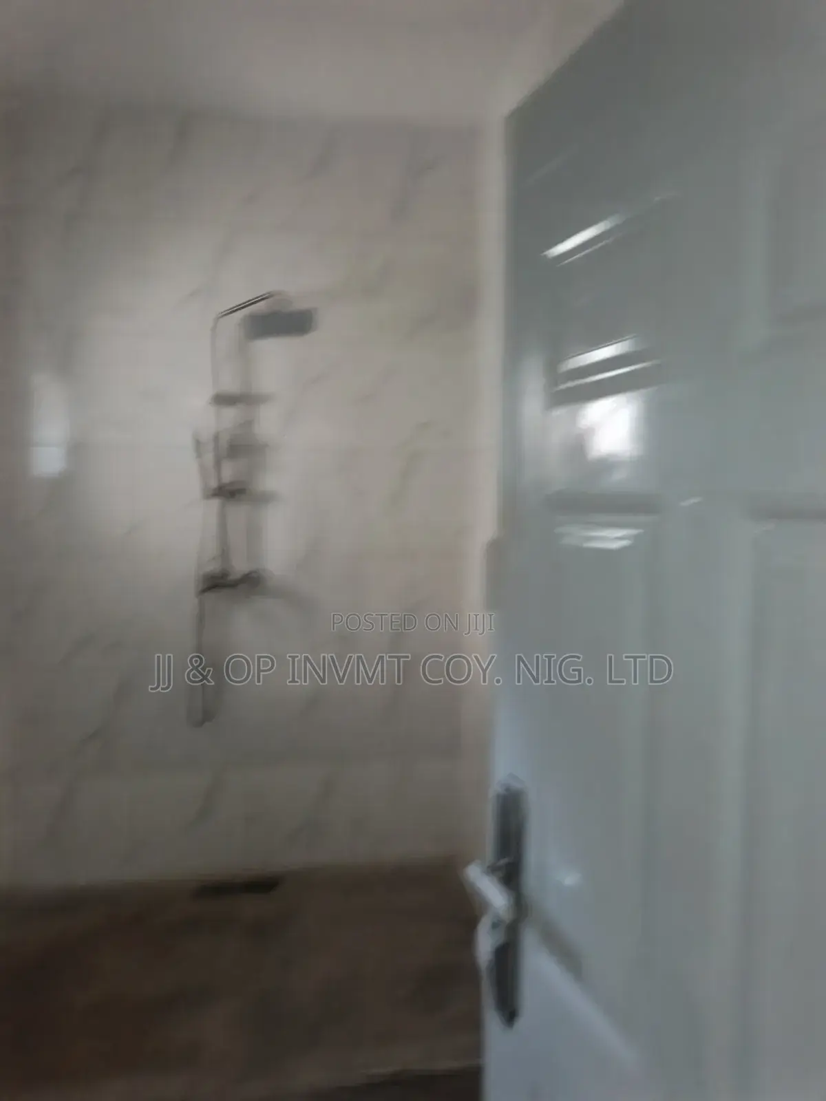 3bdrm Block of Flats in Dme, Zone B for sale