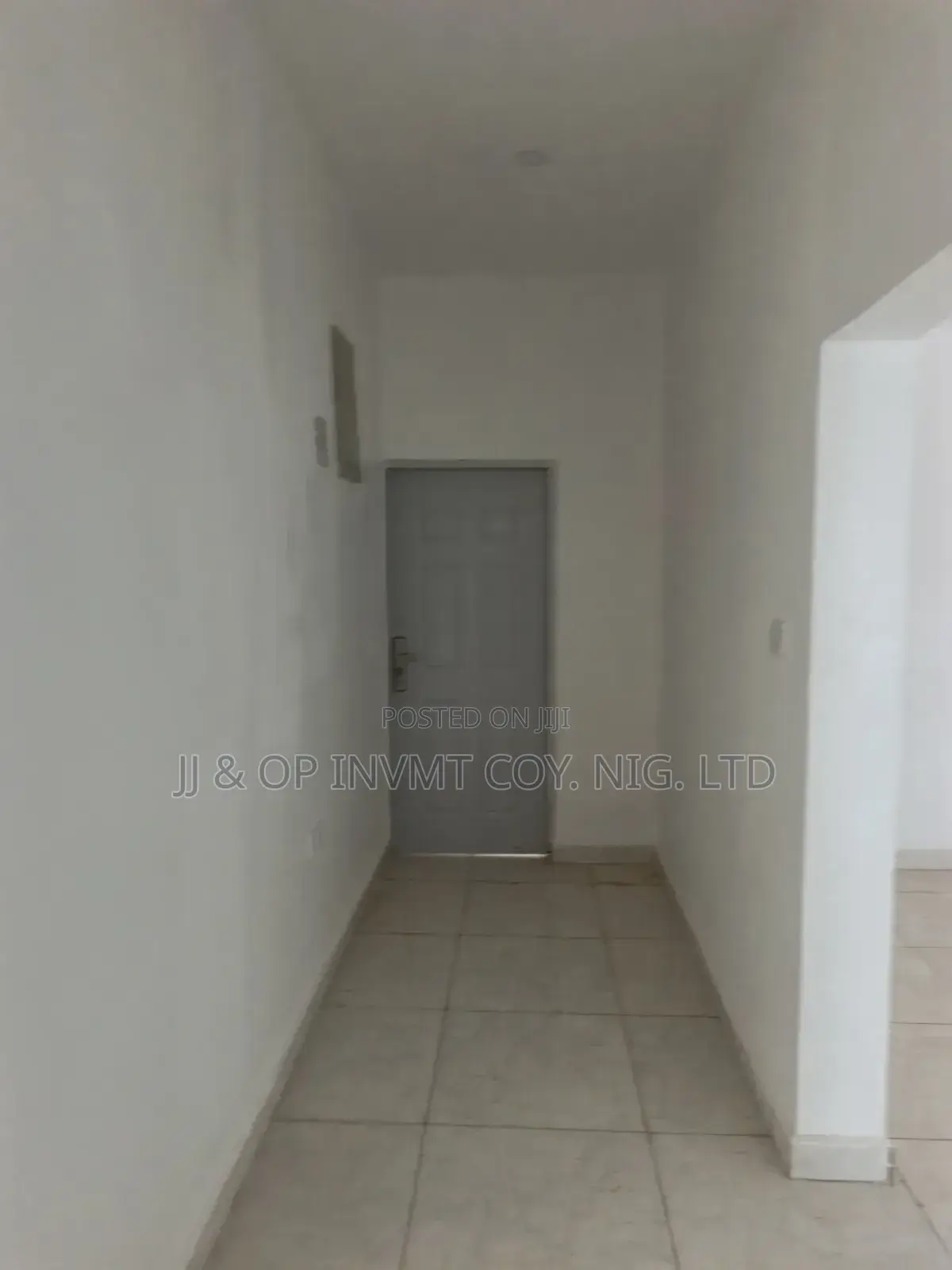 3bdrm Block of Flats in Dme, Zone B for sale