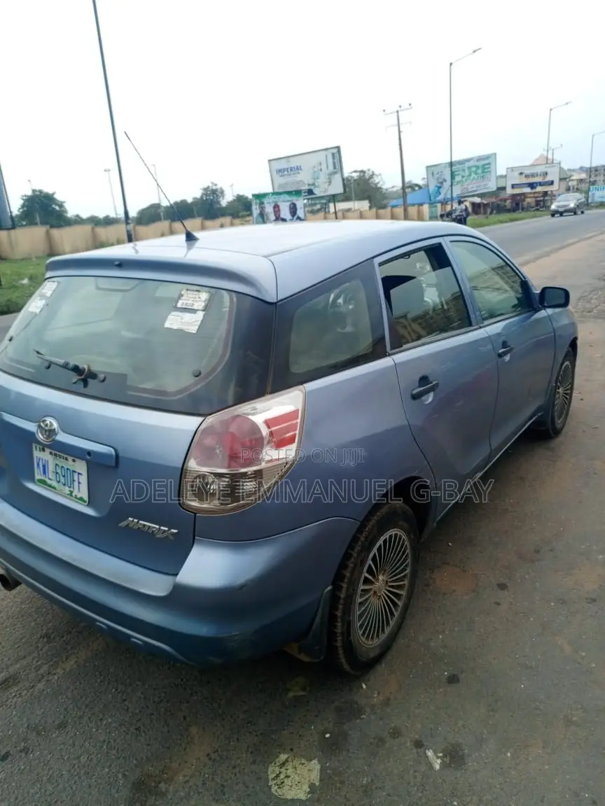 Toyota Matrix 2005 Blue