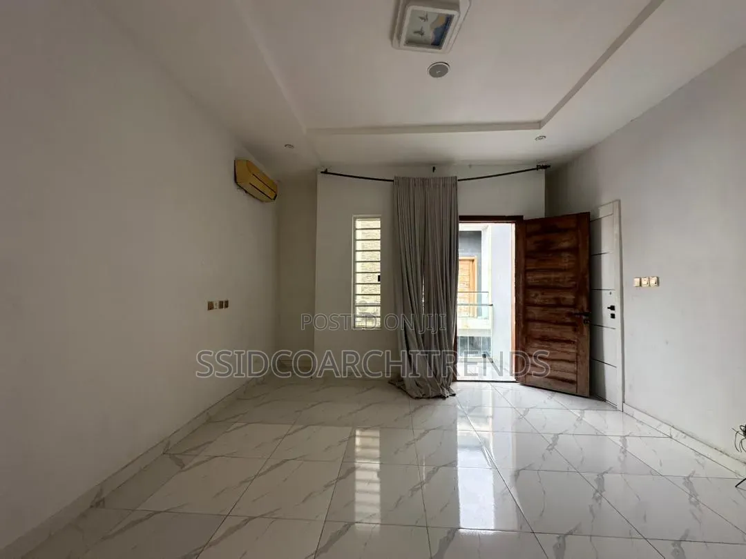 4bdrm Duplex in Call To Access, Ikota for rent