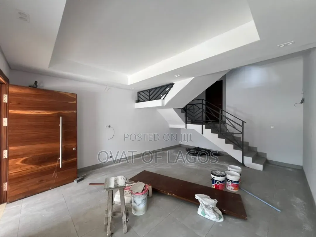 4bdrm Duplex in Victoria Island for sale