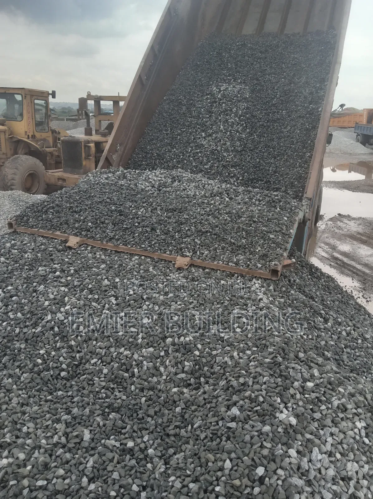 All Granite Are Delivered at Emier Building