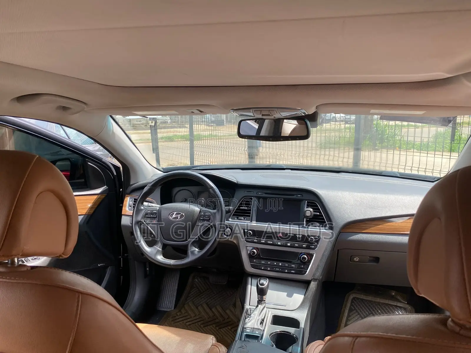Hyundai Sonata Limited w/Brown Leather 4dr Sedan (2.4L 4cyl 6A) 2015
