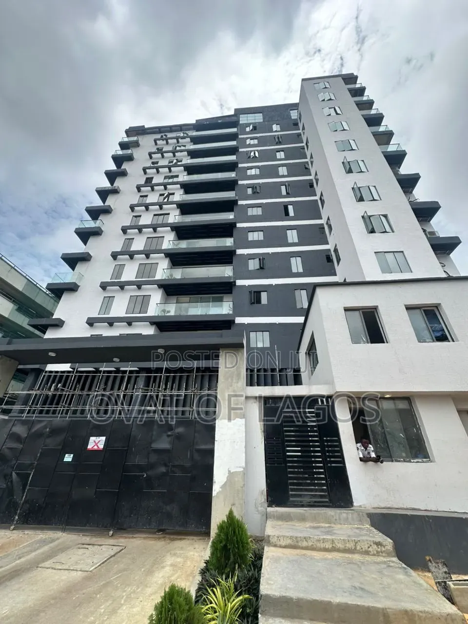 2bdrm Apartment in Victoria Island for sale