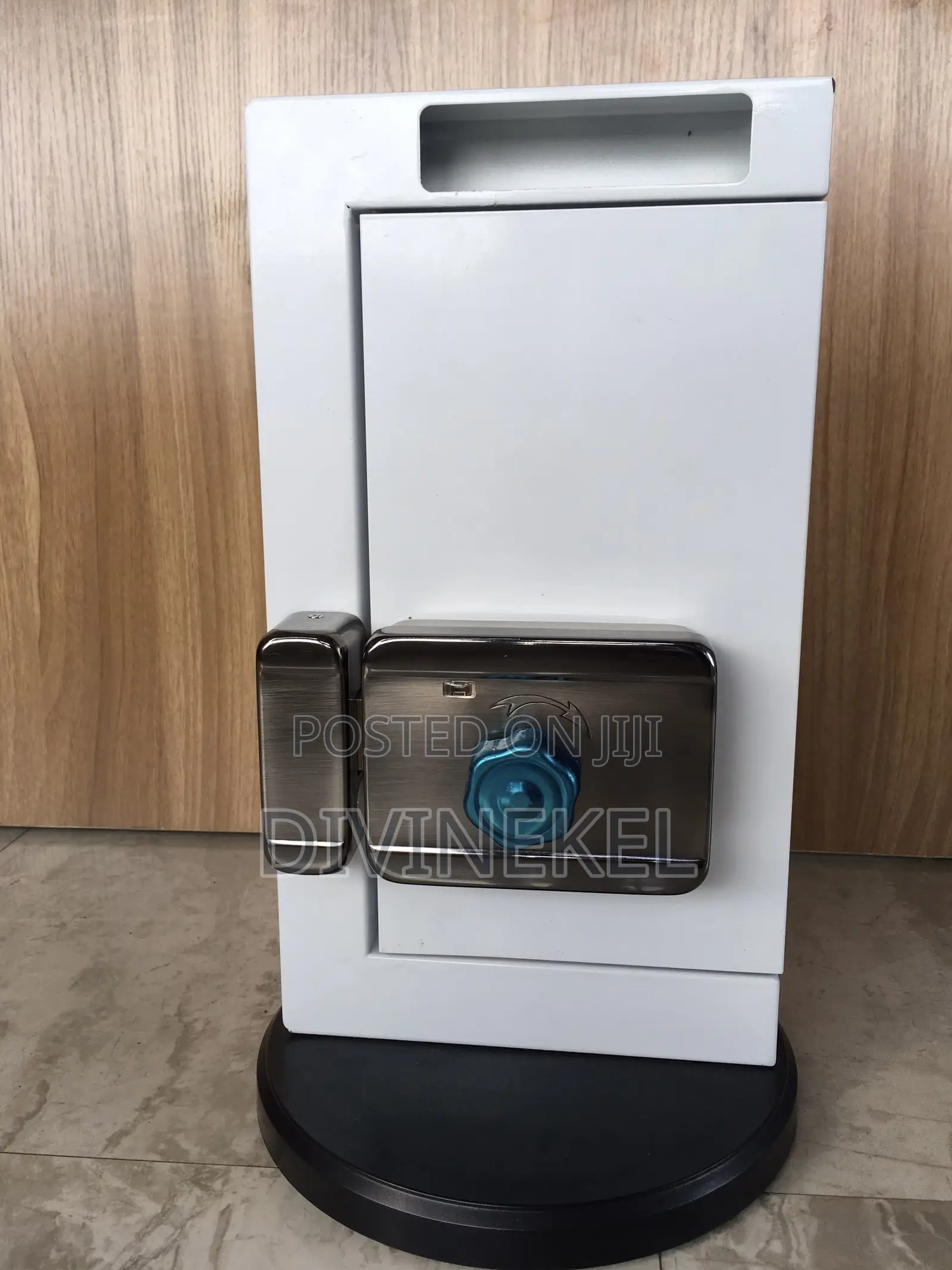 Vault-Guard Heavy Duty Smart Lock for Doors