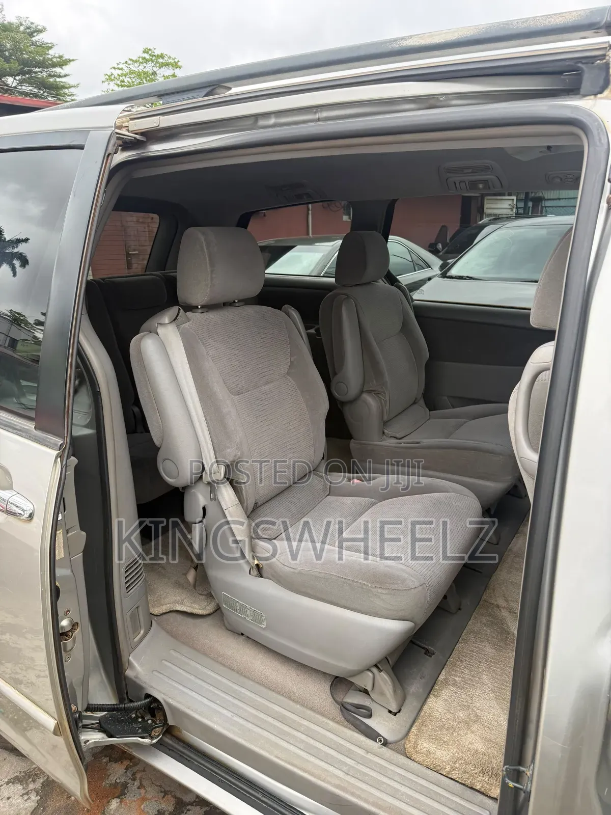 Toyota Sienna LE AWD 2005 Silver