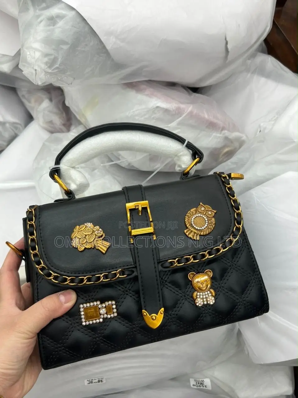 Luxury Women’s Black Handbag – Elegant Fashion Bag