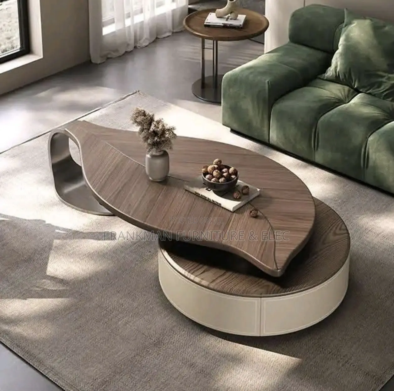 Oval Center Table With Stylish Design