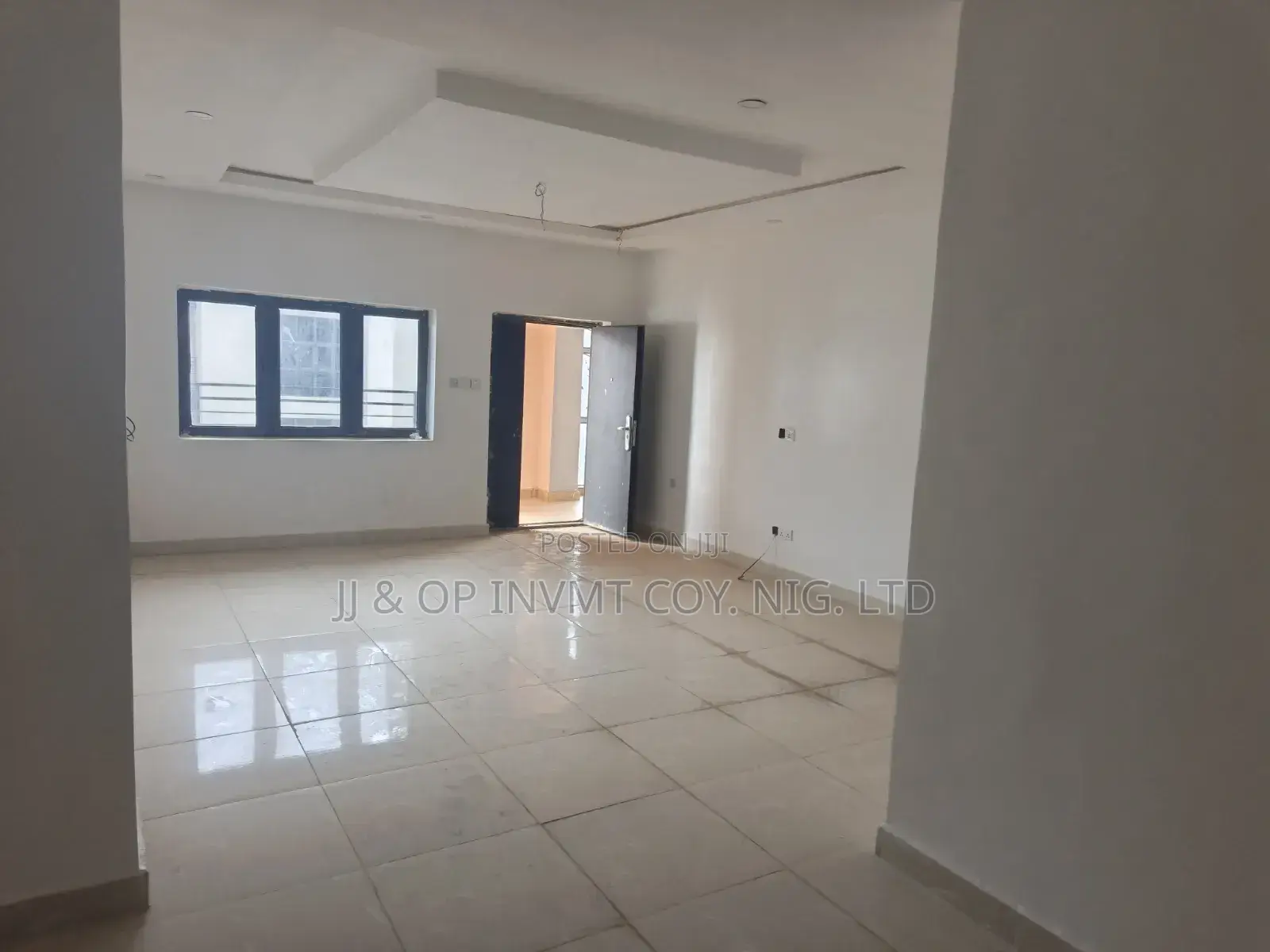 3bdrm Block of Flats in Dme, Zone B for rent