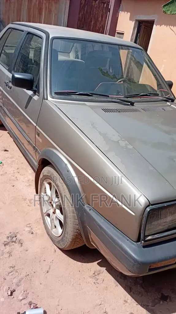 Volkswagen Jetta 1999 Gold