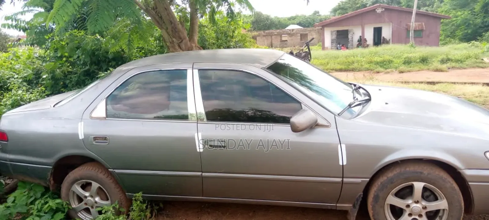 Toyota Camry Automatic 1999 Gray