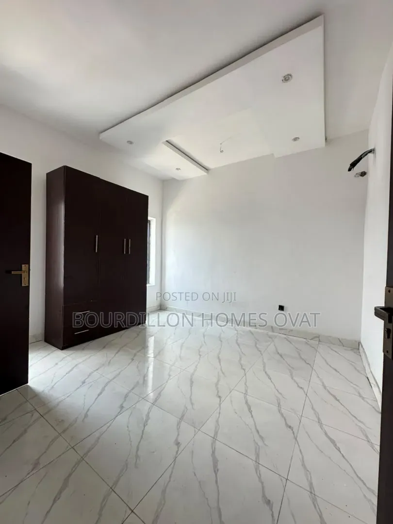 2bdrm Apartment in Lekki Palm City Ajah for sale